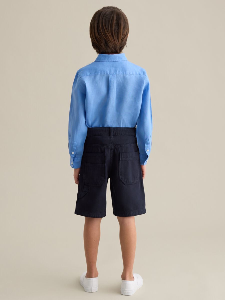 Blue Bermuda shorts in drill with five pockets_3