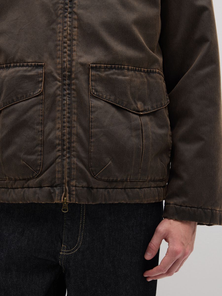 Giacca pesante parka marrone in misto cotone regular fit con zip_4