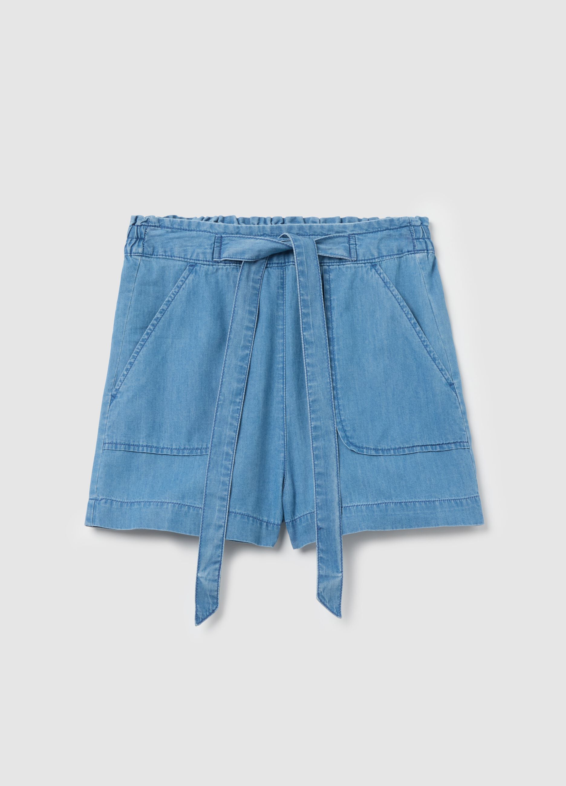 Fluid shorts in denim with bow