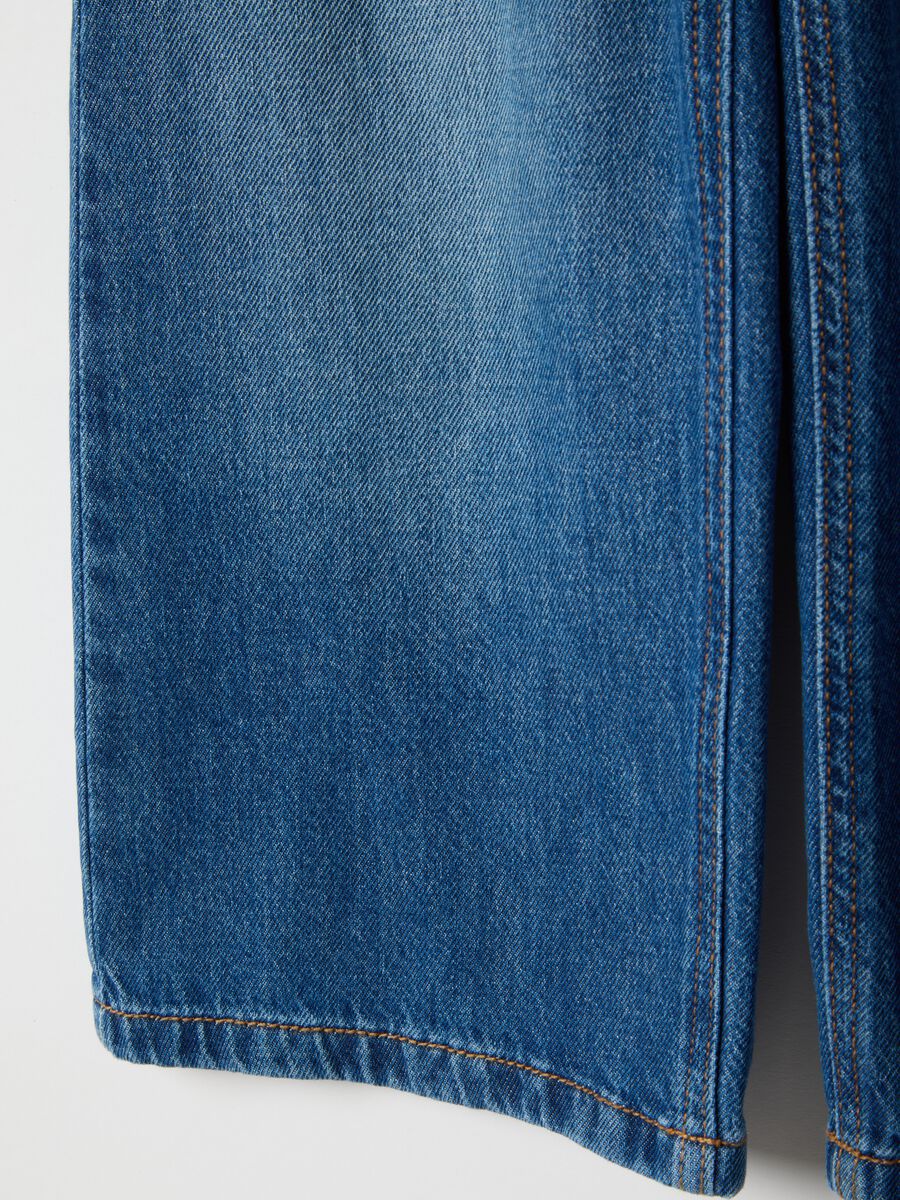 Jeans in puro cotone blu a gamba larga per bambina_3