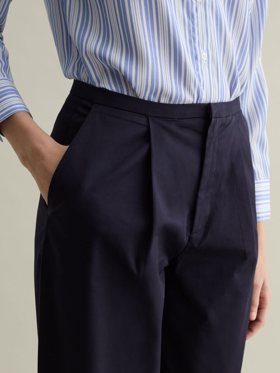 Balloon-fit trousers in stretch cotton_3