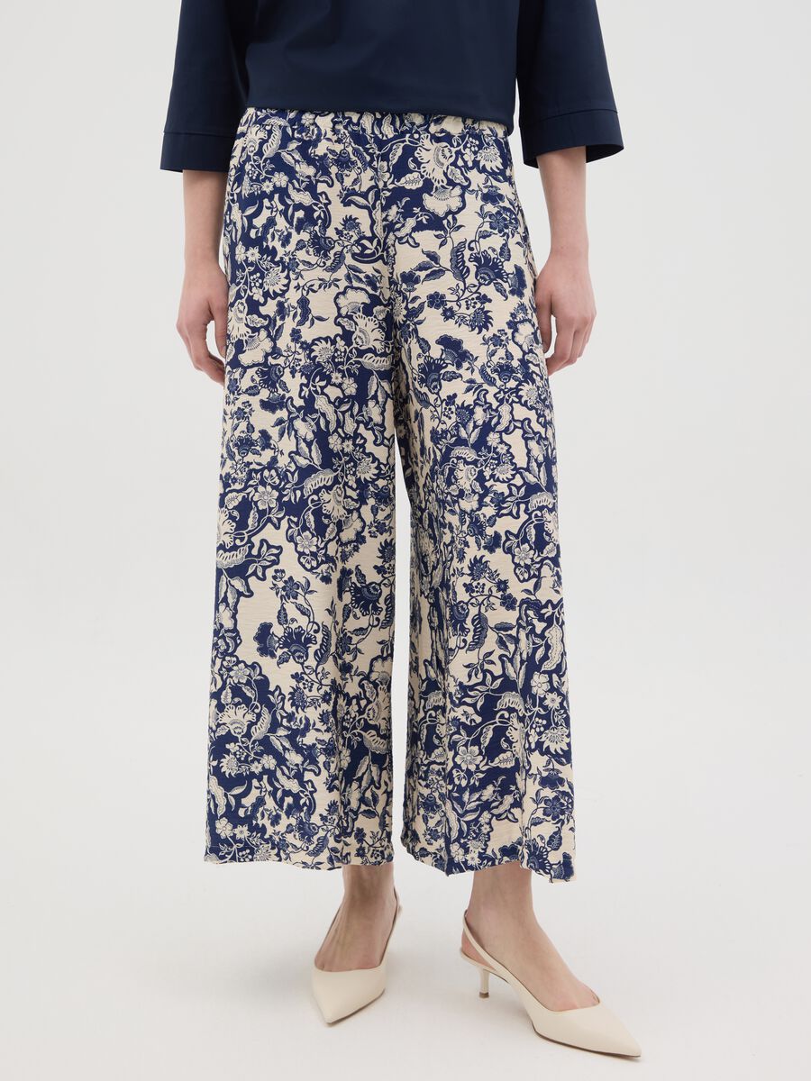 Women's Multicolour Regular Fit Trousers with Floral Pattern_1