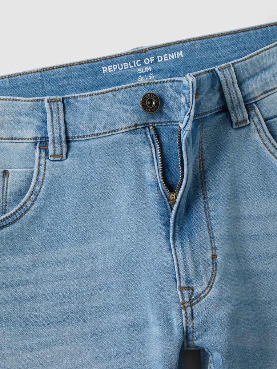 Slim fit blue denim jeans_5