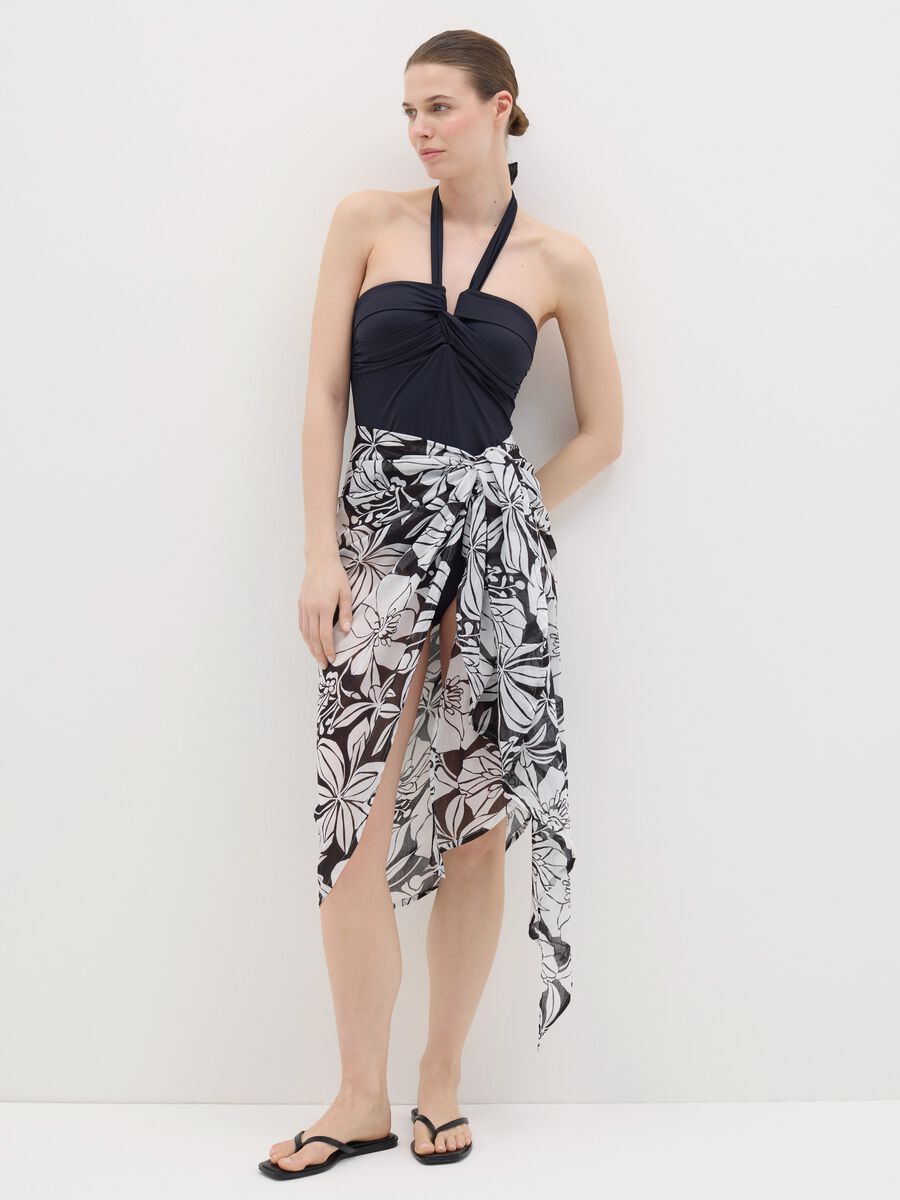 Women's multicoloured long sarong with floral pattern_0