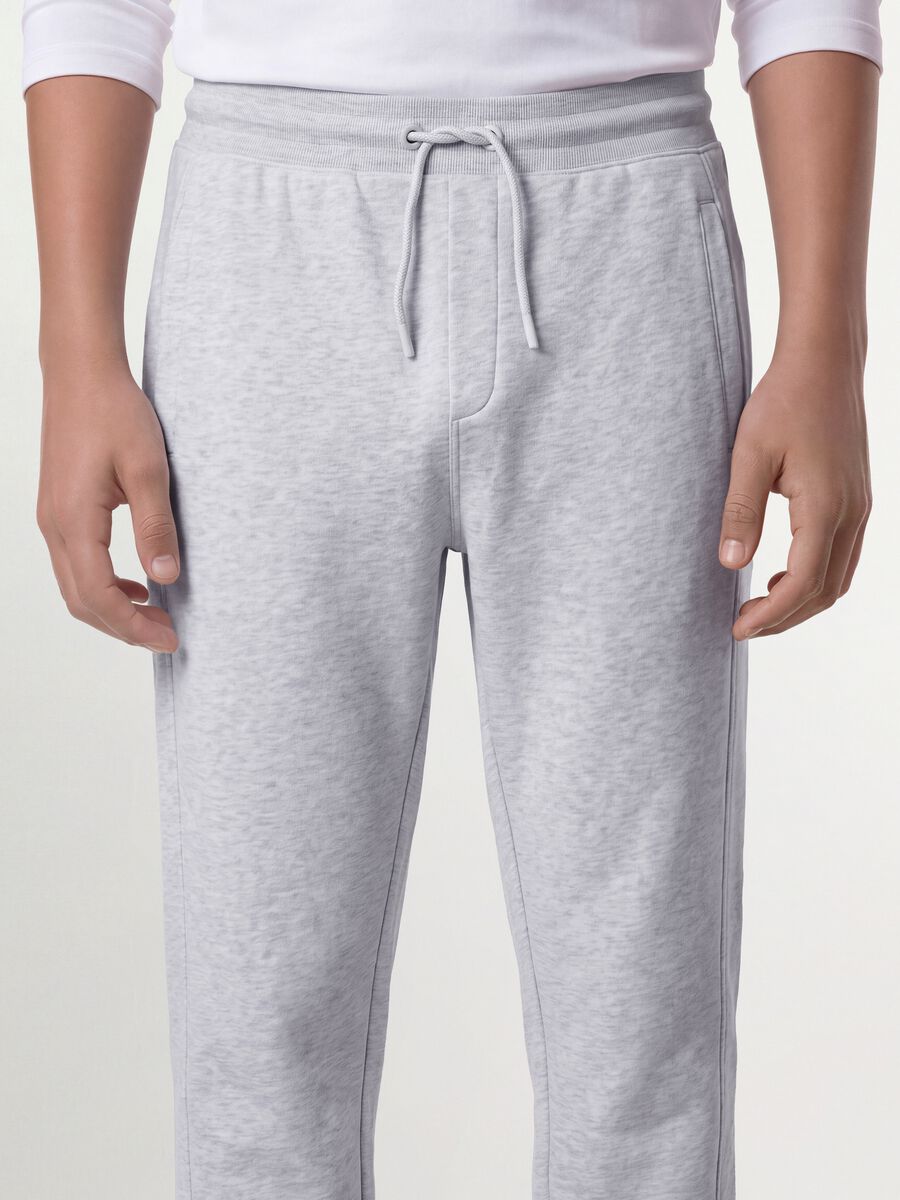 Grey organic cotton jogger trousers_2
