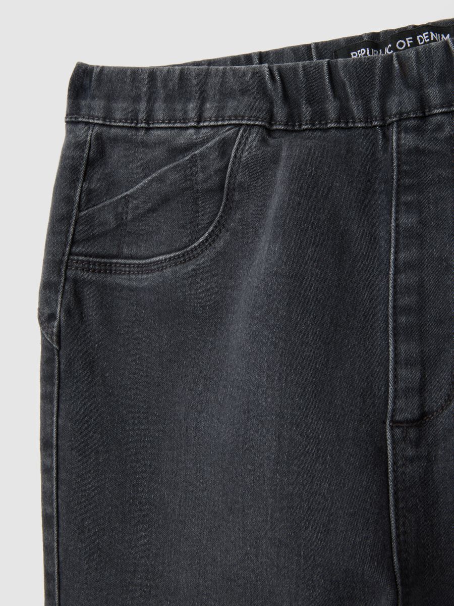 Grey Stretch Skinny Jeans_1