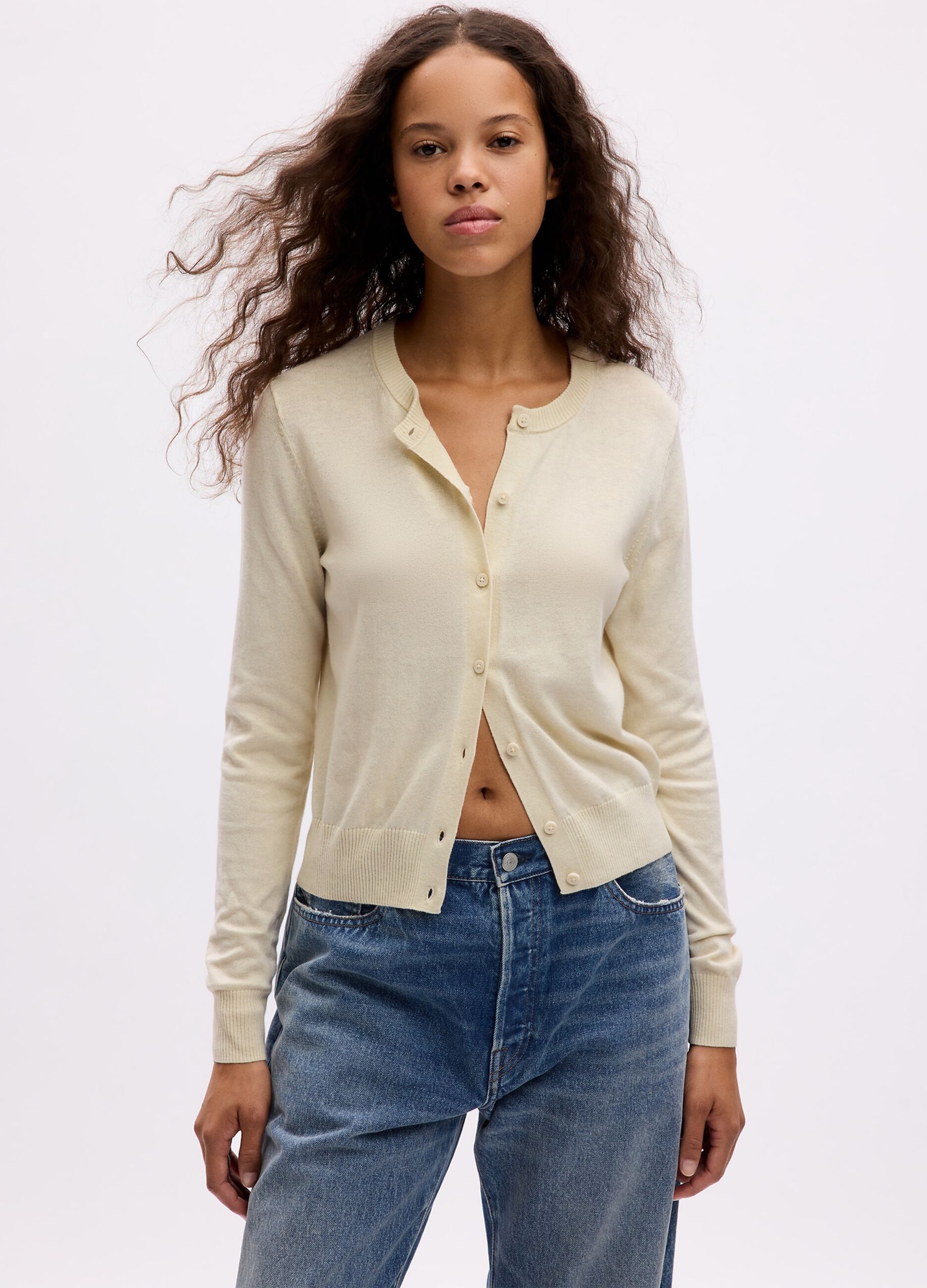 Cardigan with round neckline