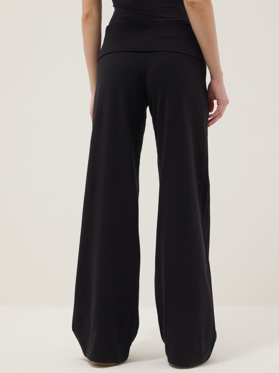 Wide-leg black stretch cotton jogger trousers_2