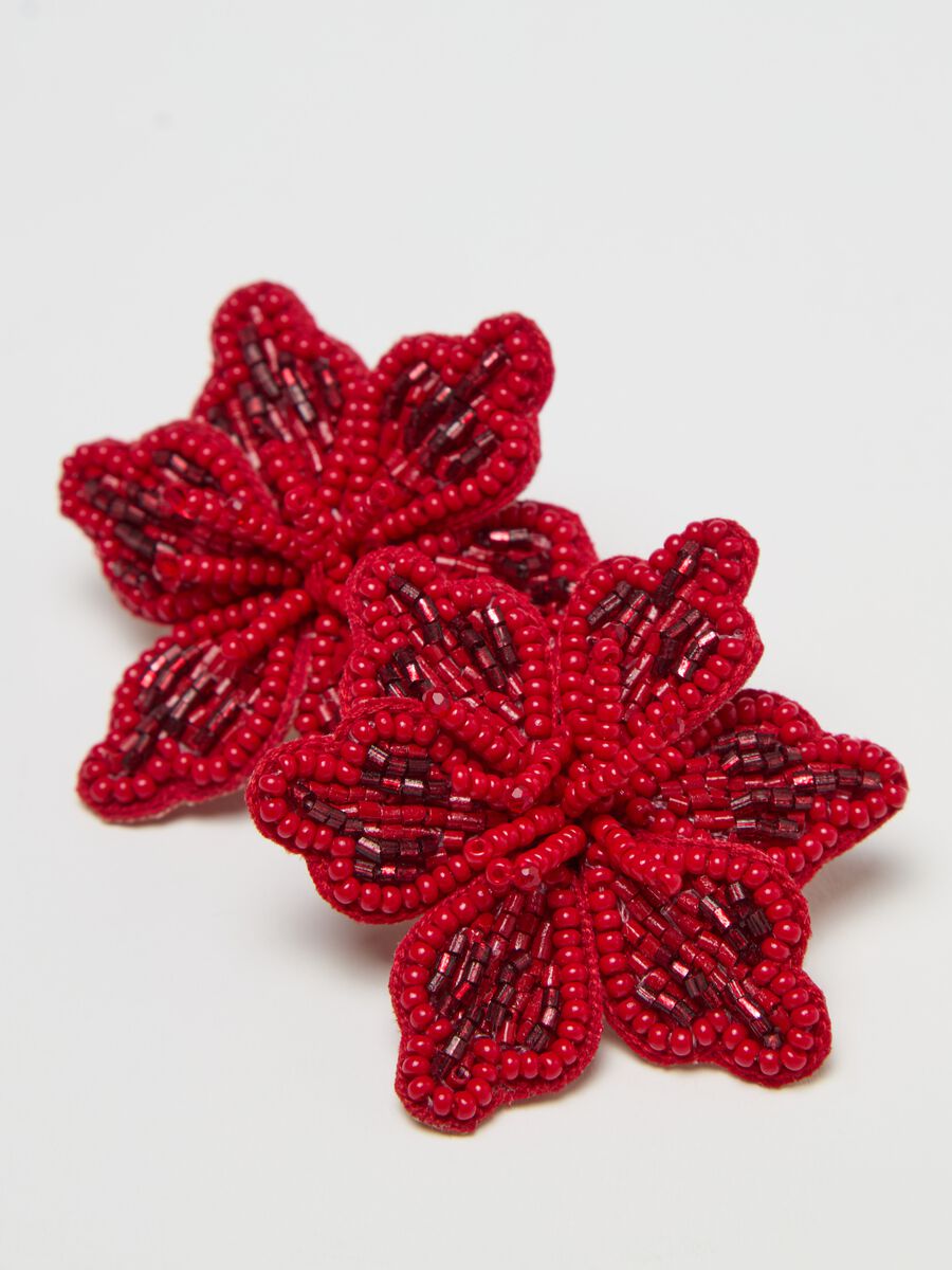Flower earrings with beads_0