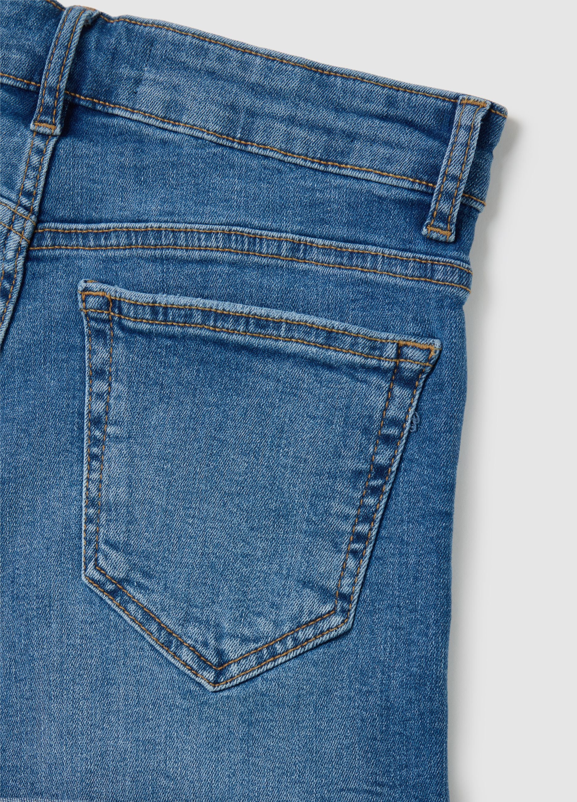 Women's blue denim slim fit shorts with turn-up