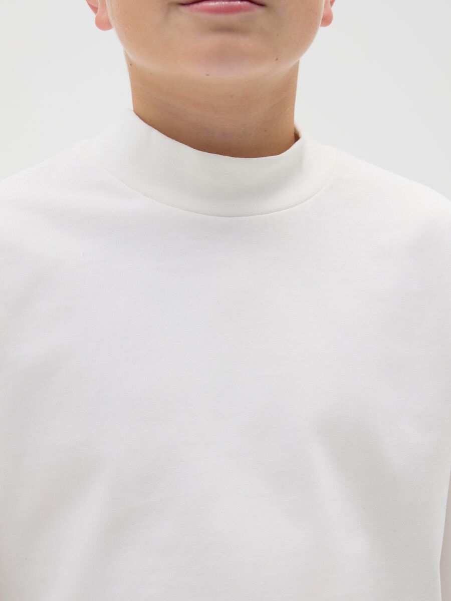 Maglia bianca a maniche lunghe da ragazzo in puro cotone regular fit_2
