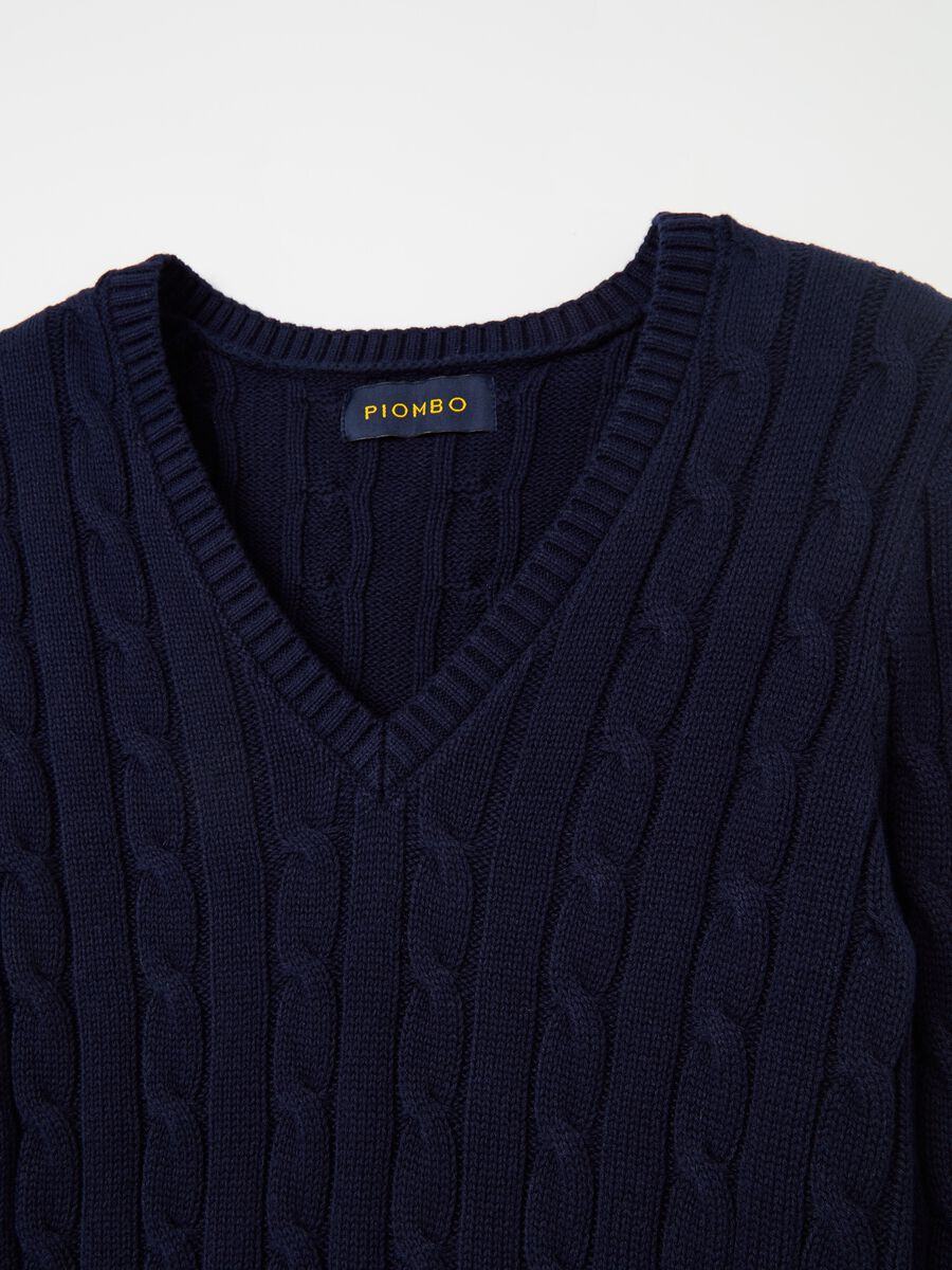 Pullover a trecce con scollo a V_5