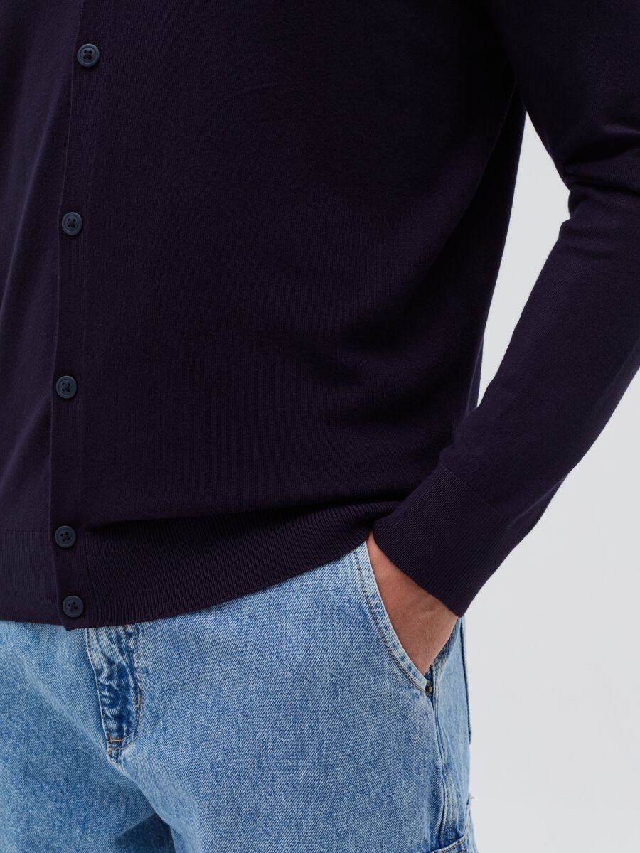 V-neck cardigan_3