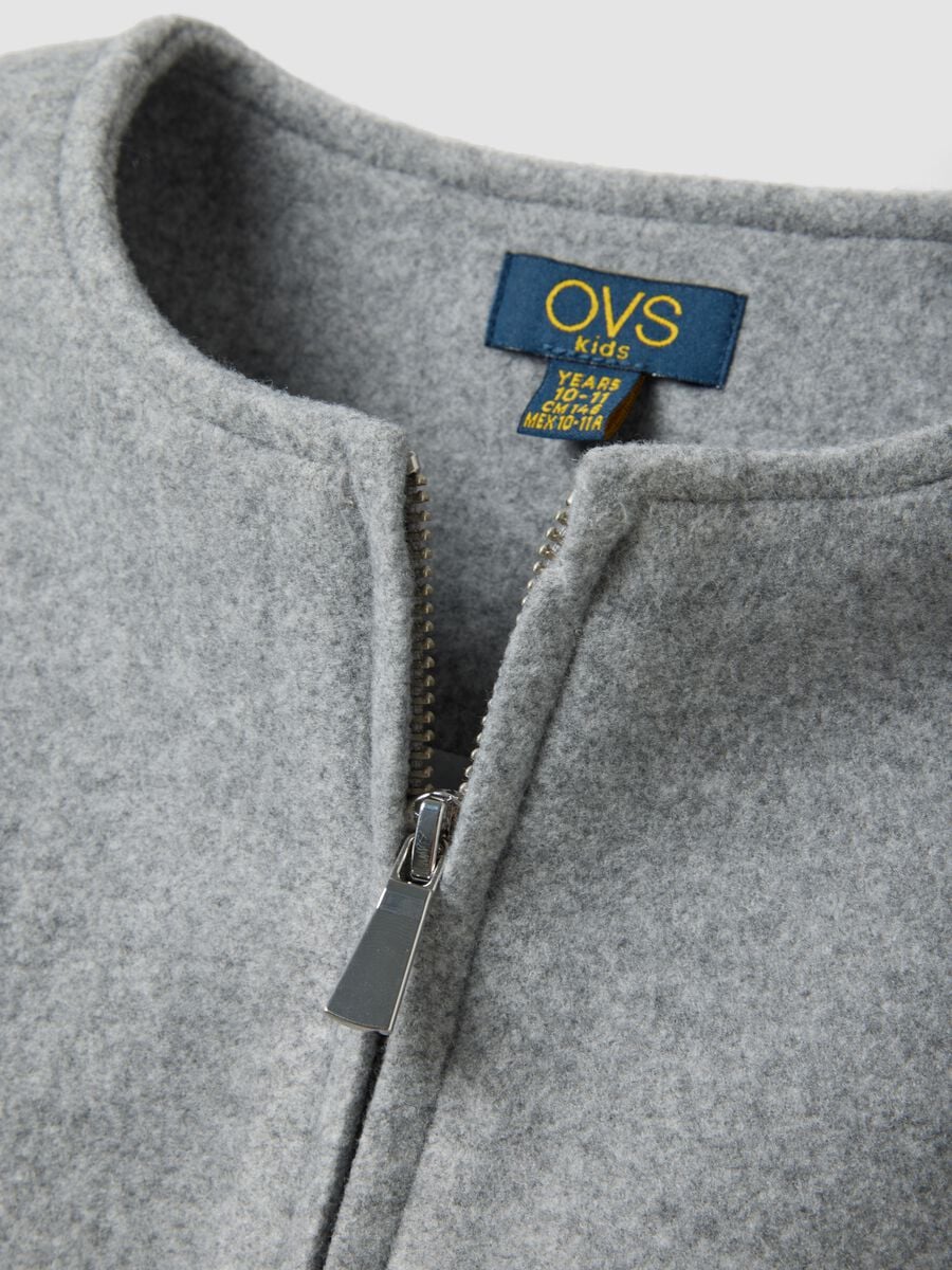 Giacca grigia regular fit con zip per ragazza_2