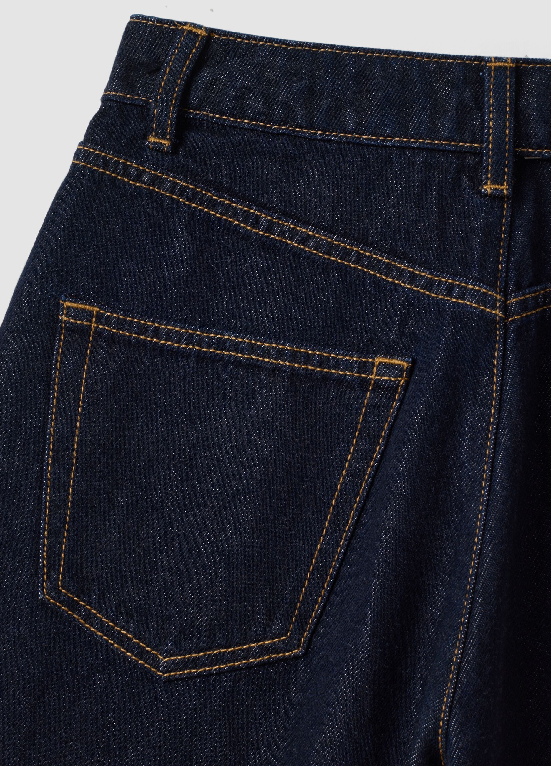 Blue denim wide-leg Bermuda shorts in cotton and lyocell blend