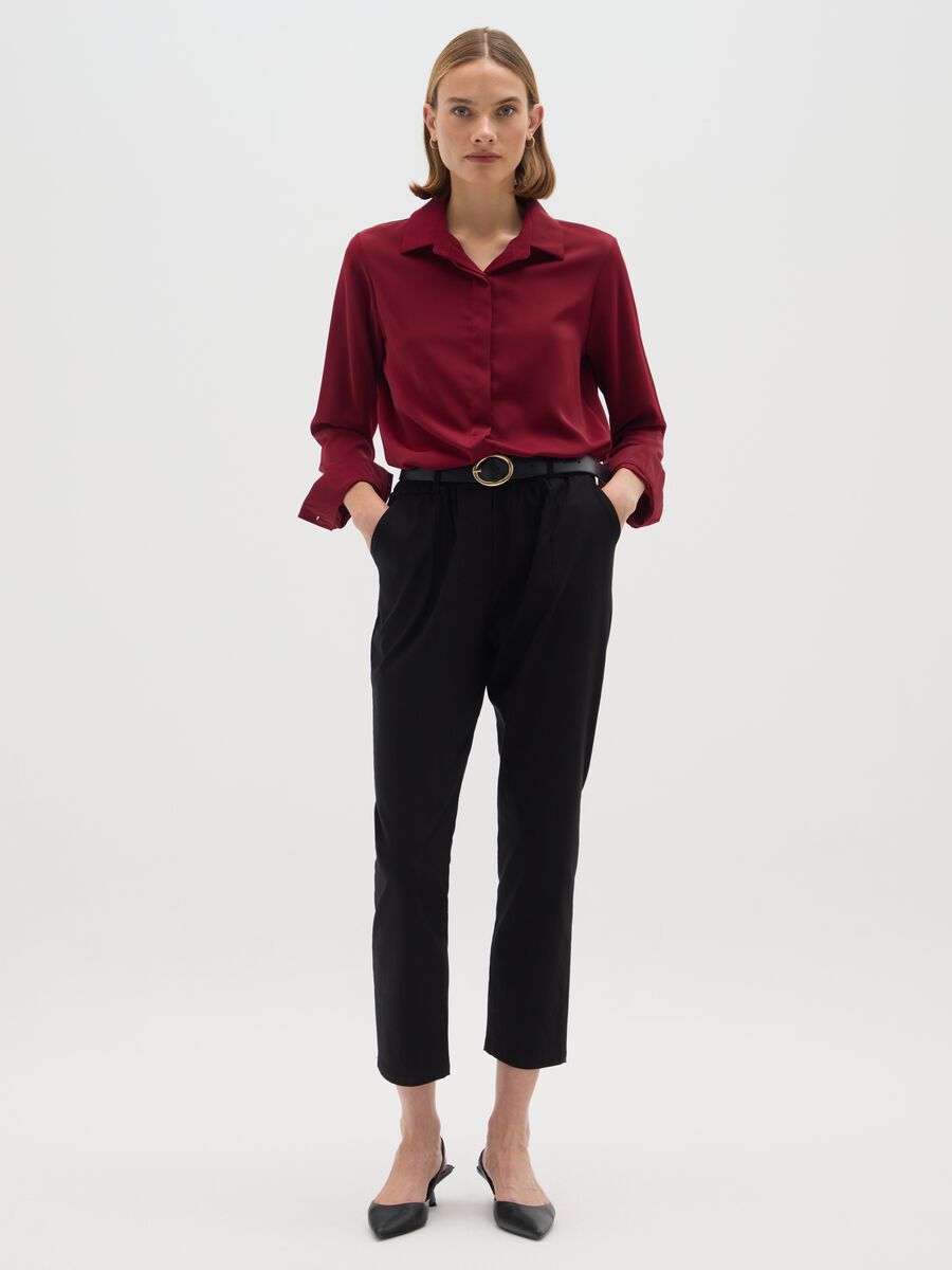 Burgundy long-sleeve shirt_1