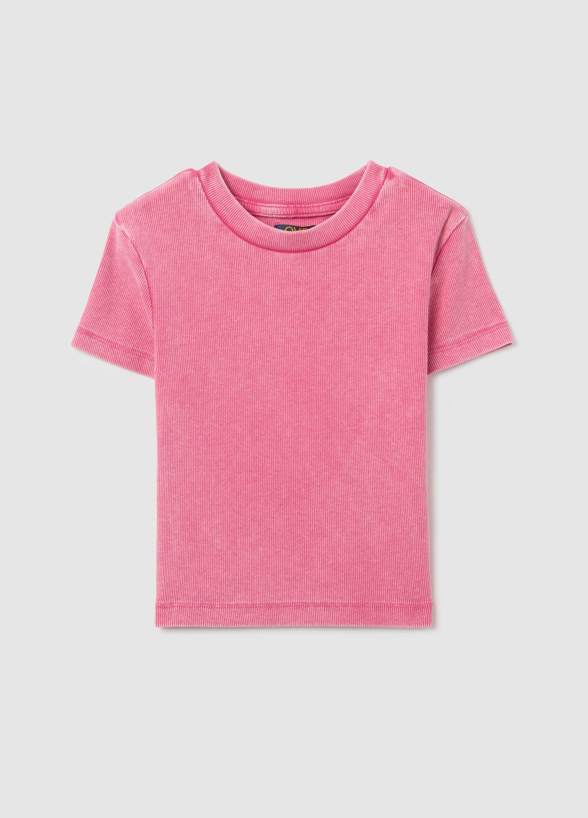 Ribbed T-shirt with round neckline