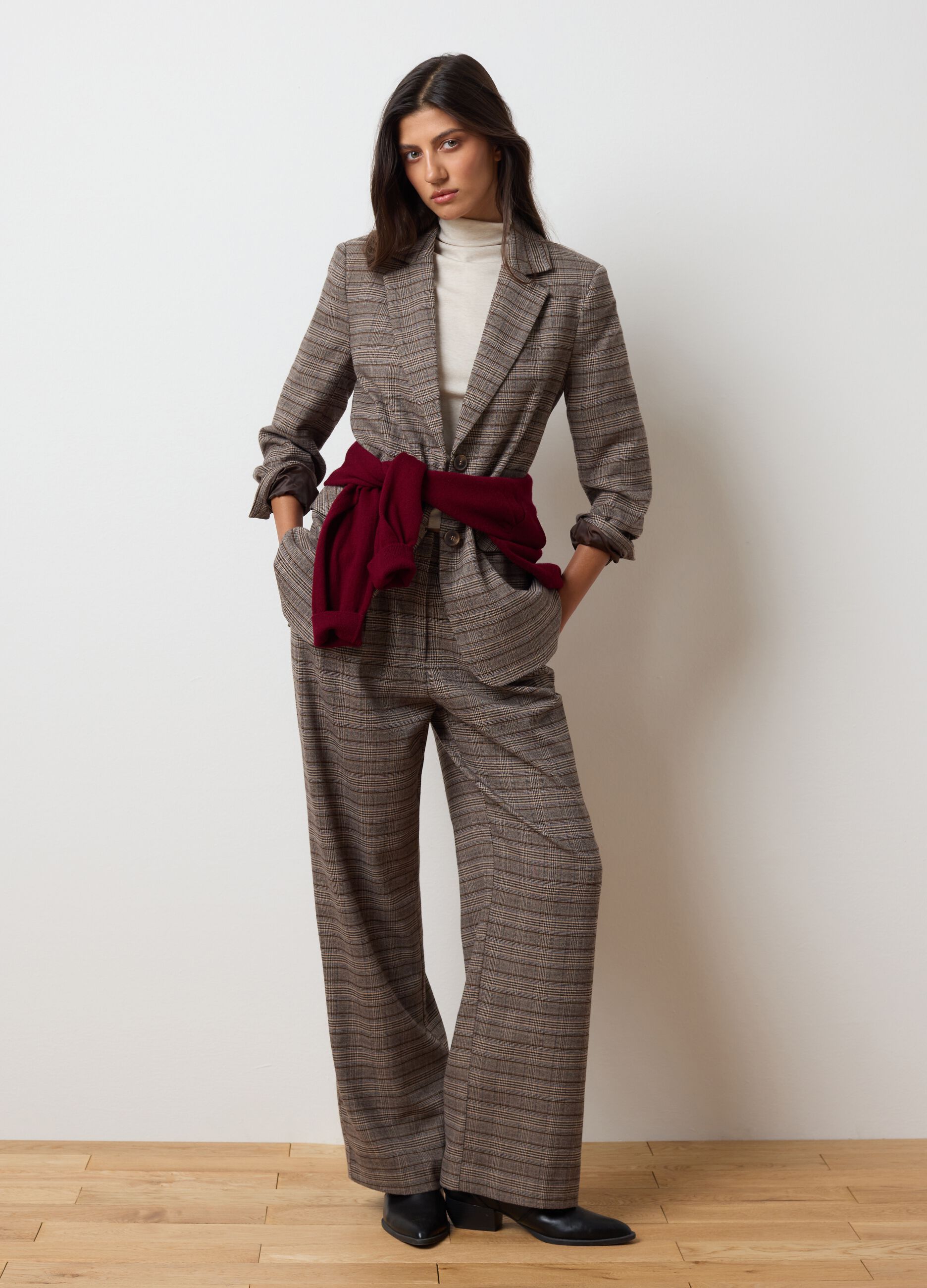 Slim fit brown checked trousers