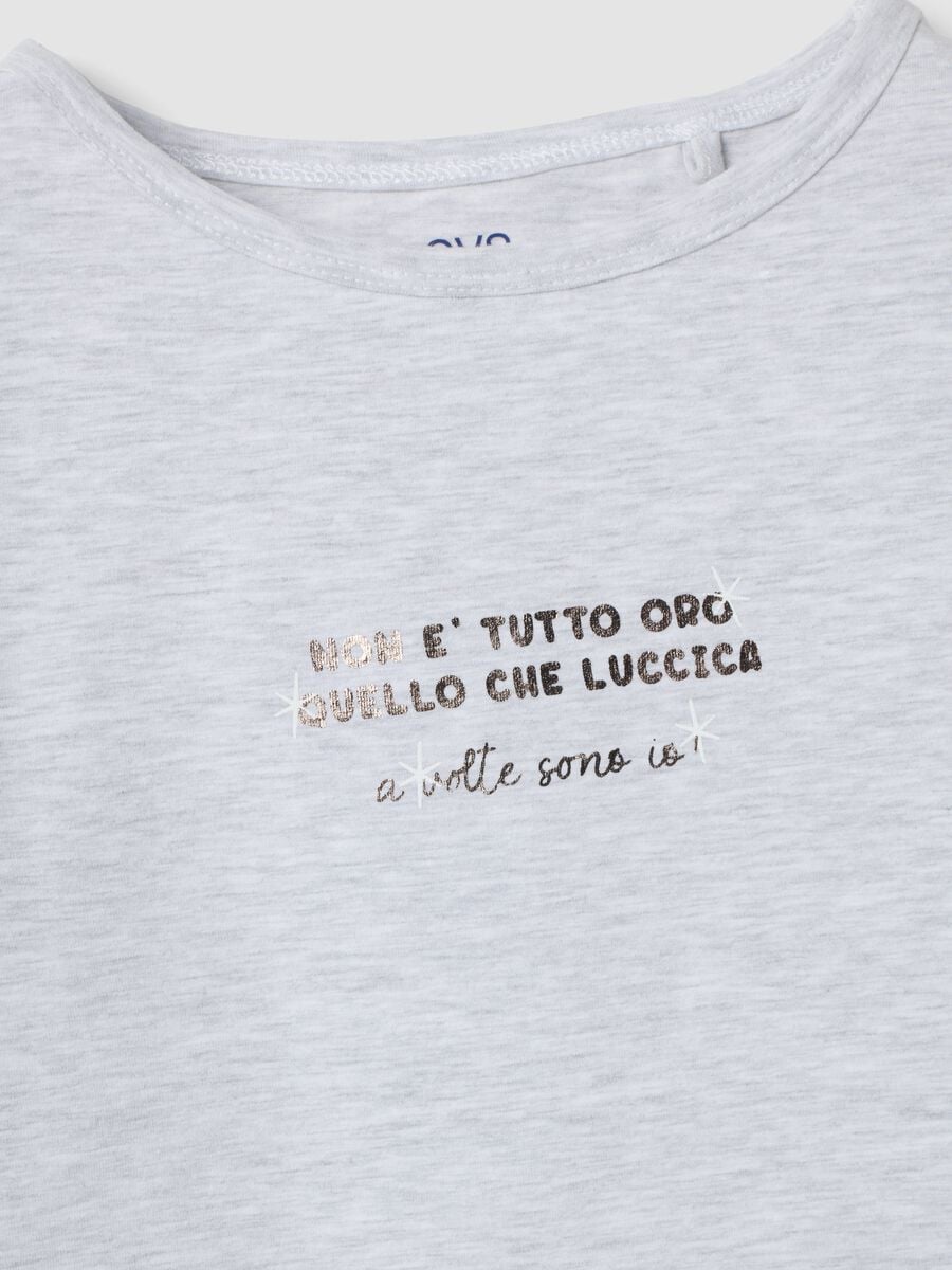 T-shirt grigia in cotone organico elasticizzato con scritta slim fit_2