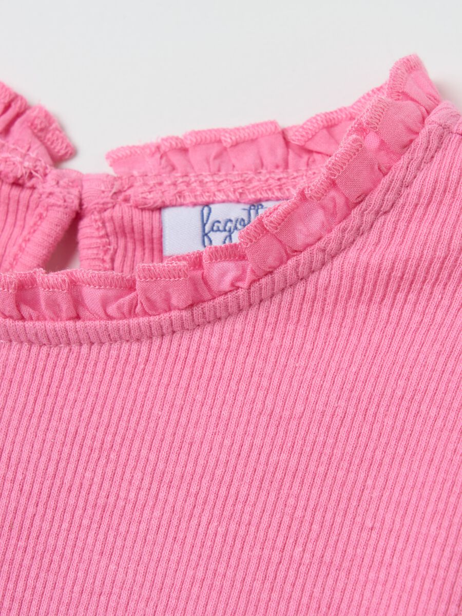 Ribbed T-shirt with long sleeves and frills_2