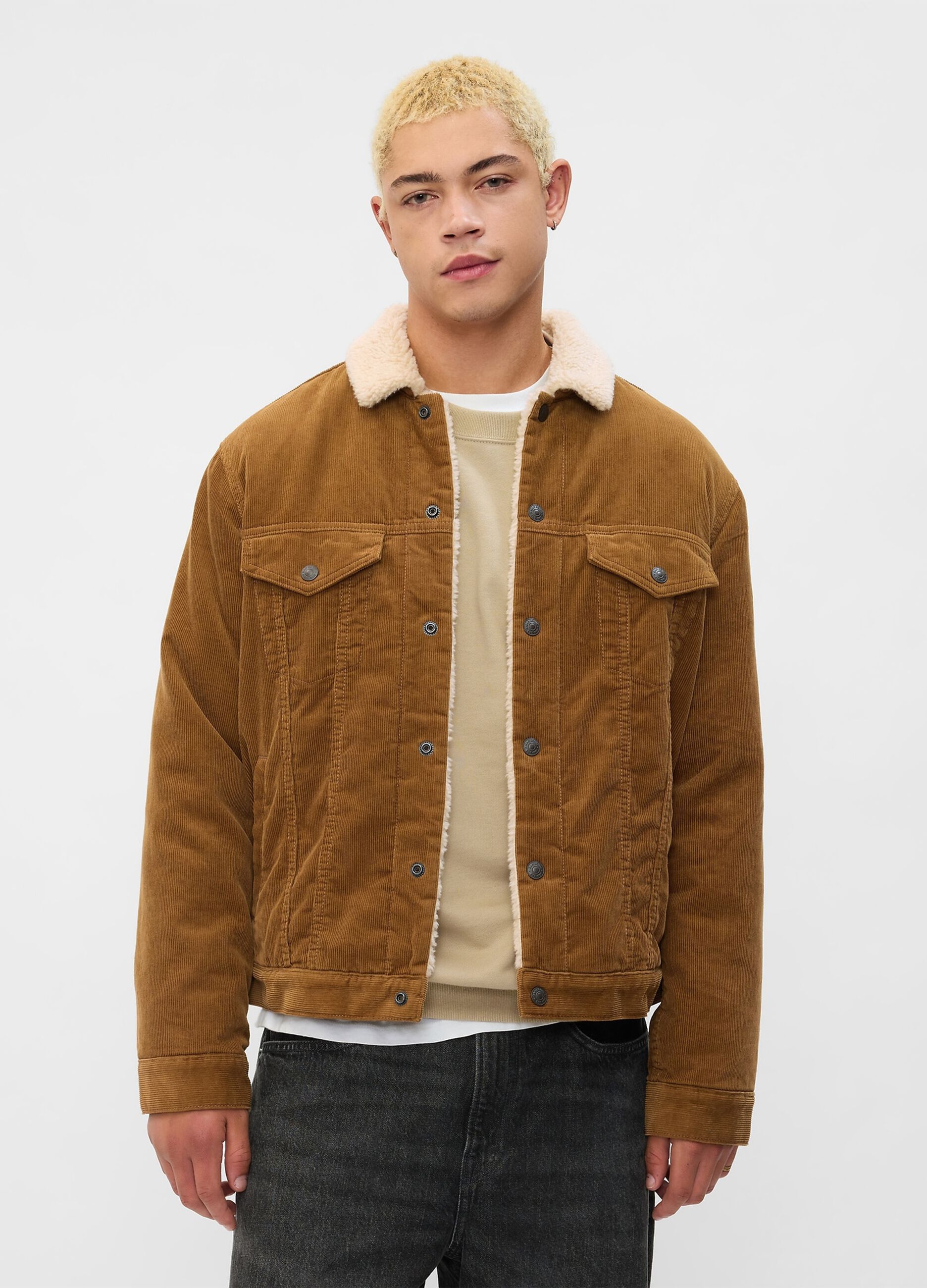 Short corduroy jacket with sherpa lining