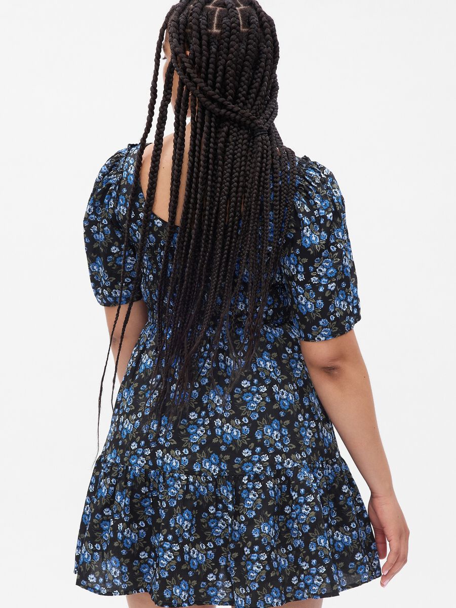 Short floral dress with puff sleeves_4