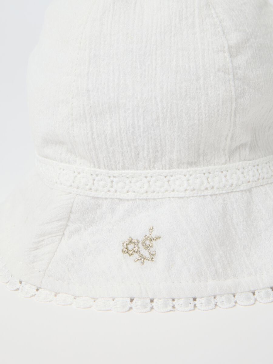 Girls’ white hat in 100% cotton_1