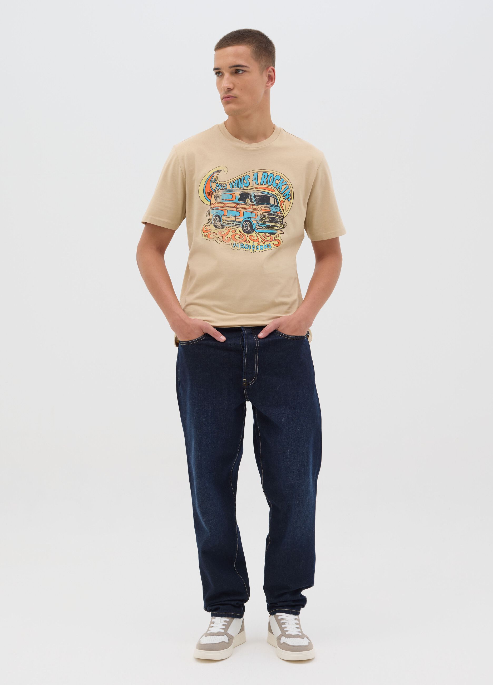 Beige T-shirt with vintage print