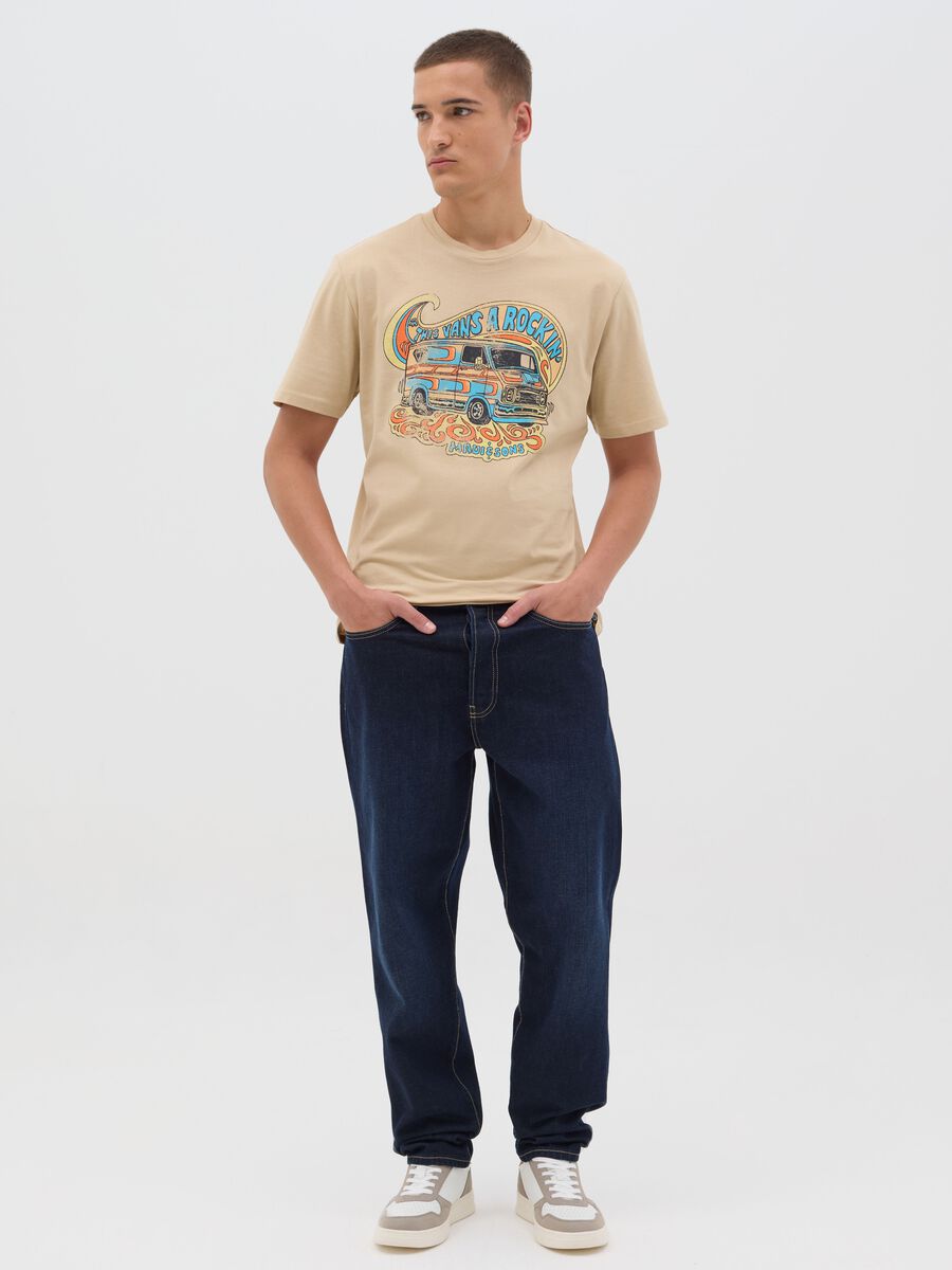 Beige T-shirt with vintage print_1