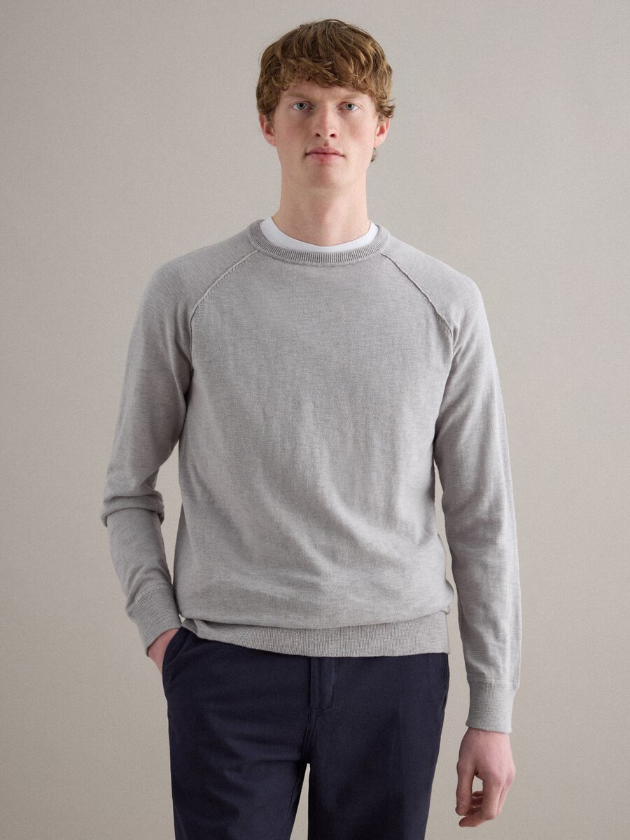 Maglione girocollo in puro cotone grigio regular fit_1