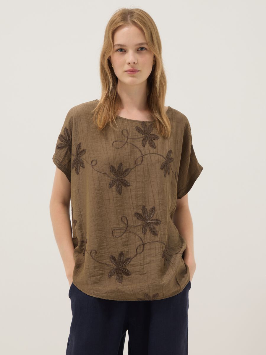 Brown viscose-blend blouse with floral embroidery_1