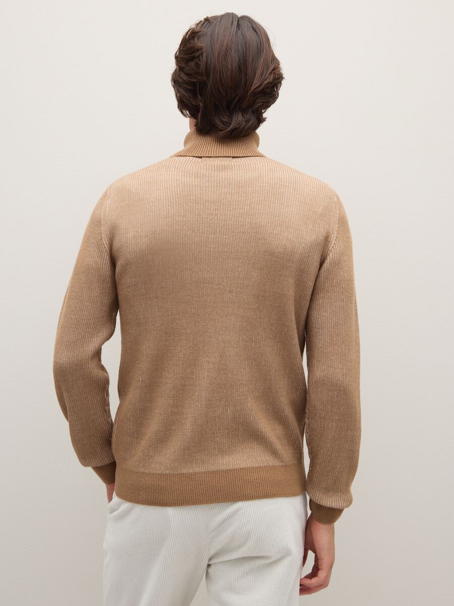 Brown Regular Fit Turtleneck_3