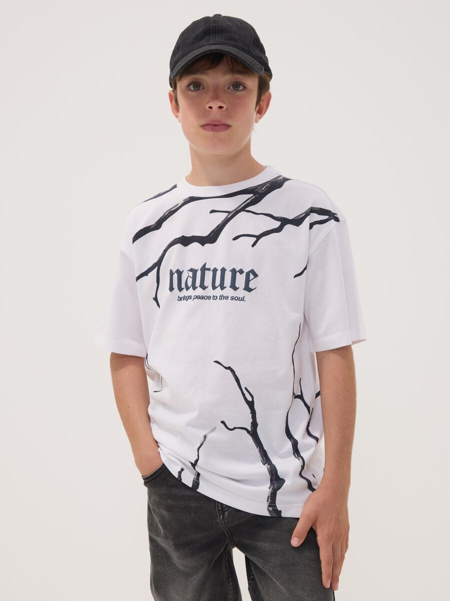 T-shirt bianca in puro cotone con scritta Nature per ragazzo_0