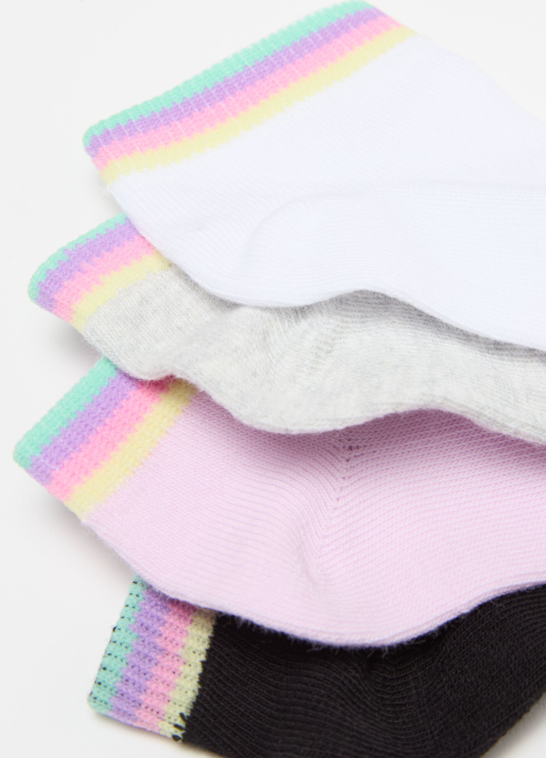 Seven-pair pack stretch shoe liners