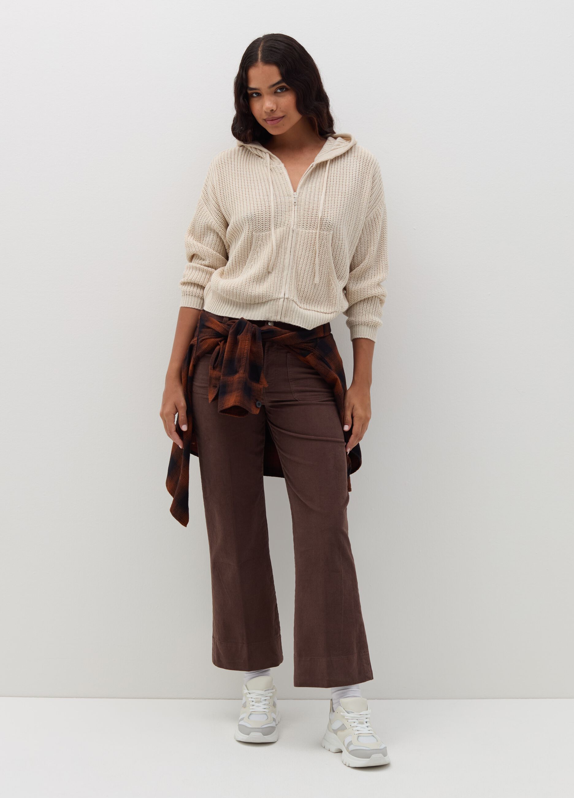 Flare-fit crop trousers in corduroy
