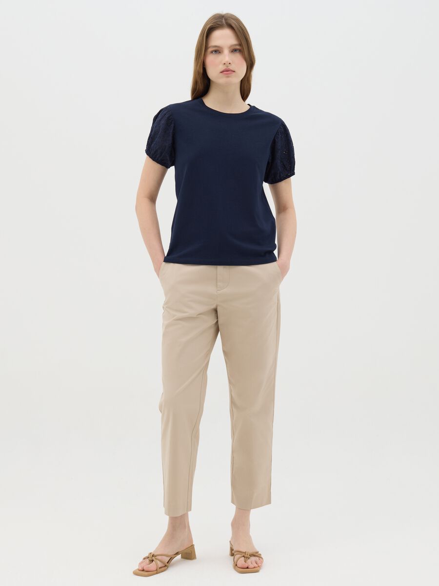 Blue cotton T-shirt with embroidered short sleeves_1