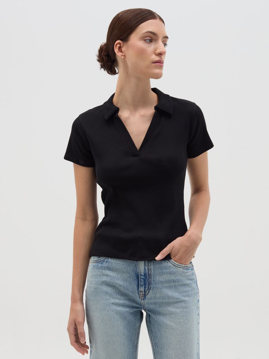 T-shirt with polo neck_0