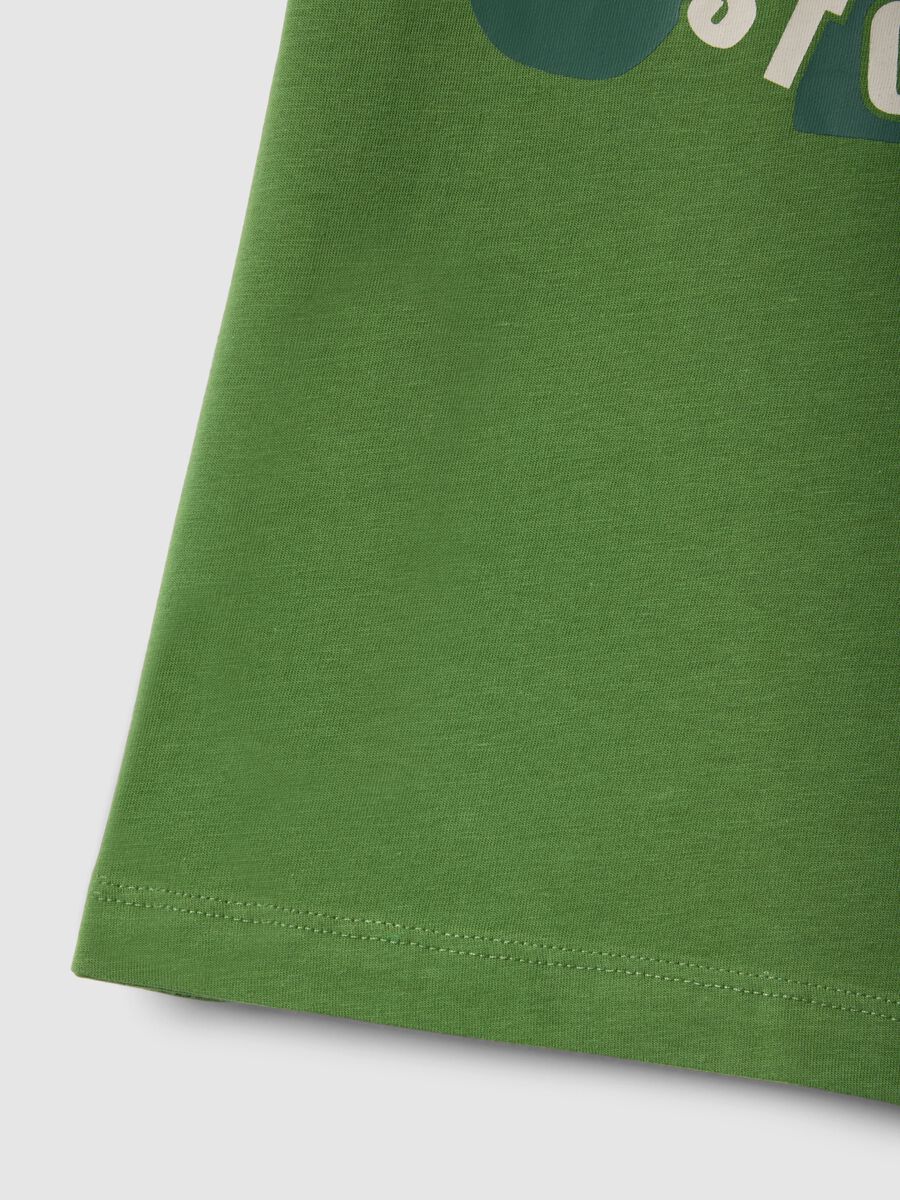 Green pure cotton regular fit T-shirt for children with print_3