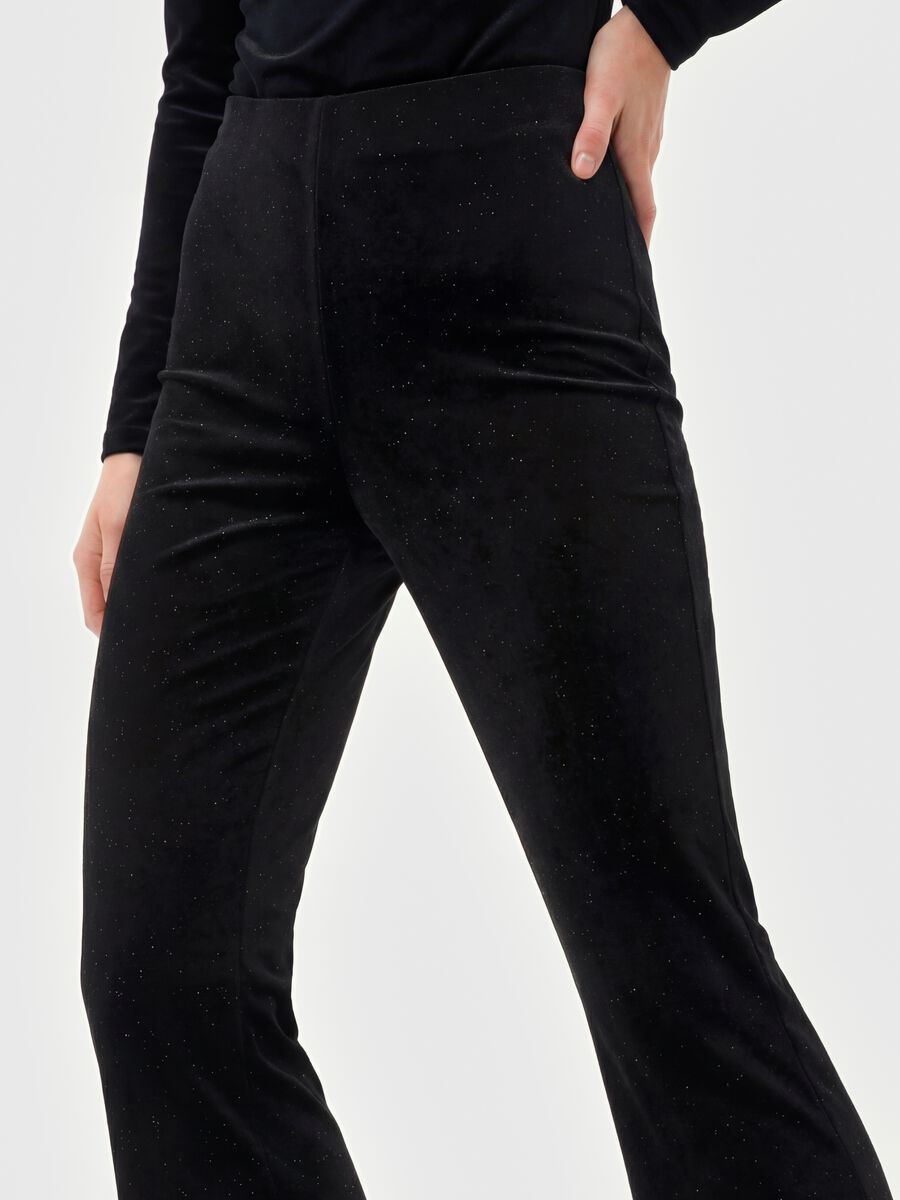 Pantaloni in tessuto elasticizzato neri flare con glitter_3