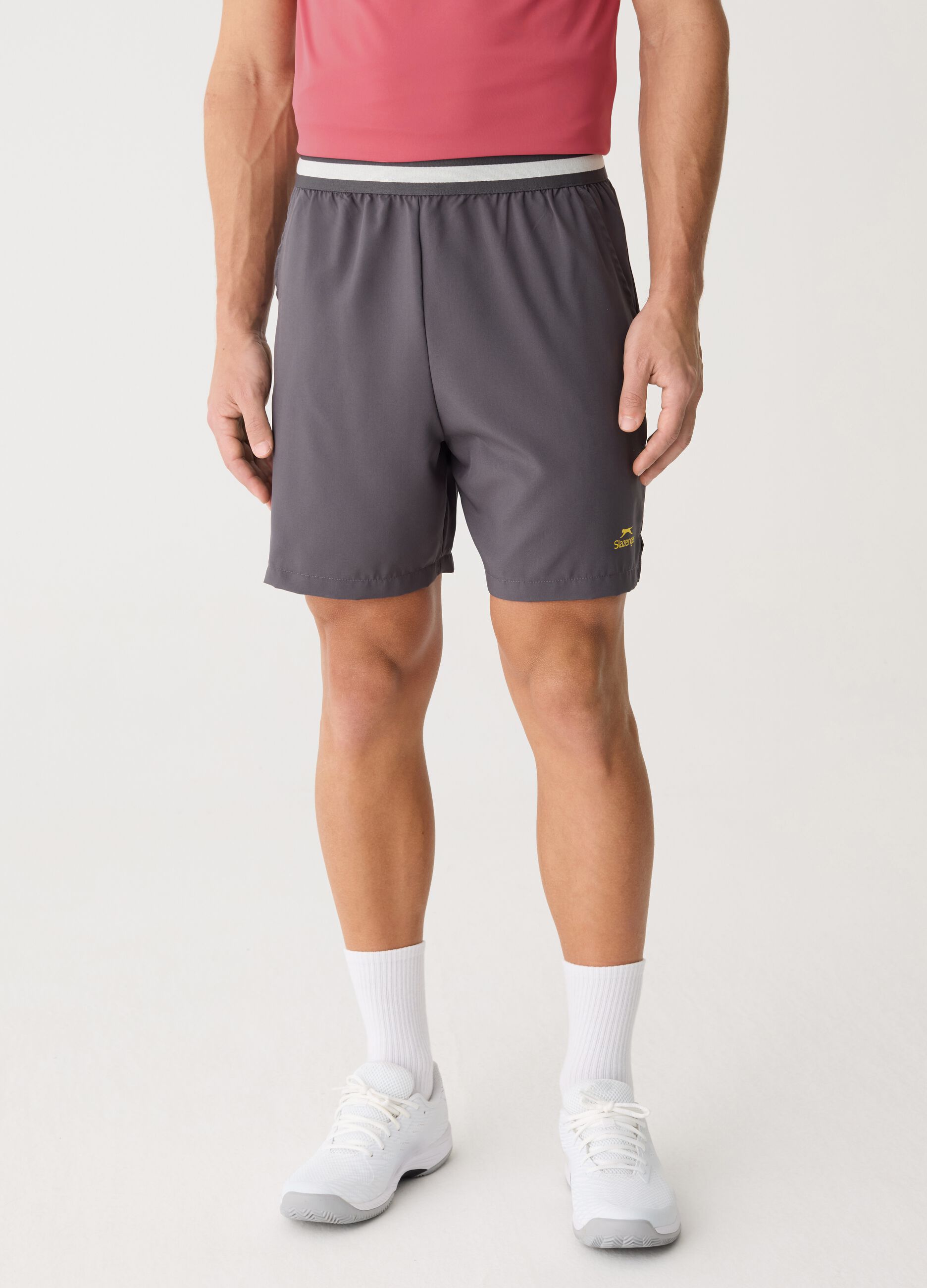 Bermuda in tessuto tecnico SLAZENGER