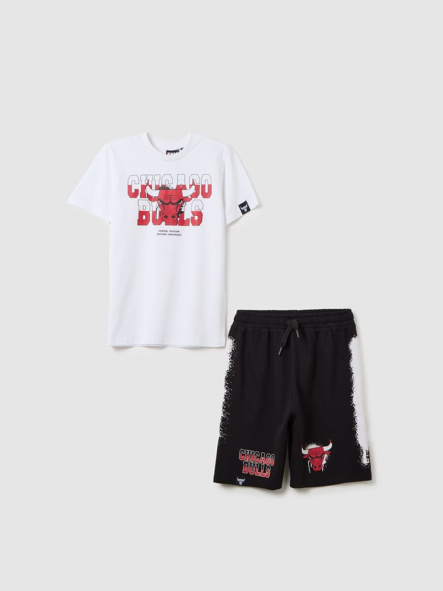 Completo da ragazzo in puro cotone multicolor regular fit con logo Chicago Bulls_0