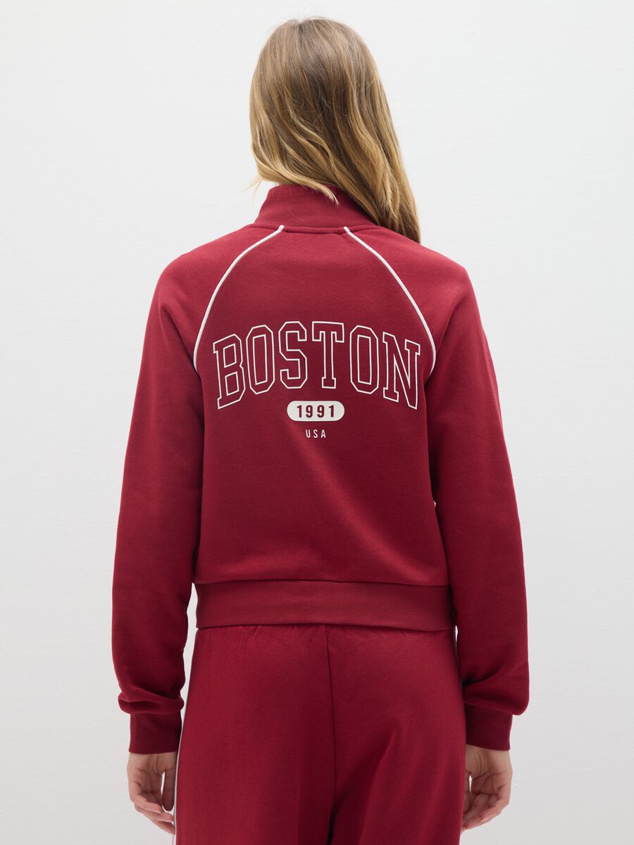 Red regular fit cotton blend sweatshirt_3