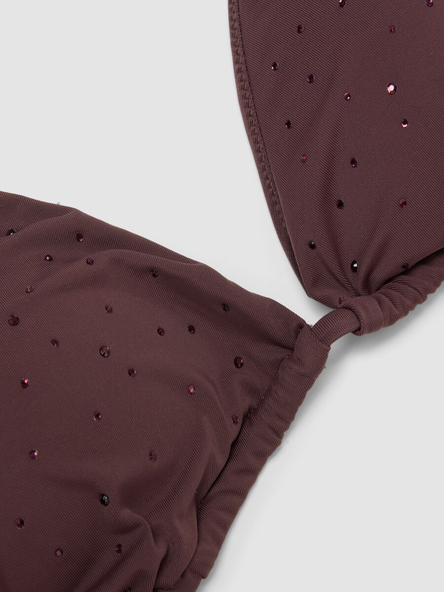 Top bikini a triangolo elasticizzato marrone con dettagli brillanti_5