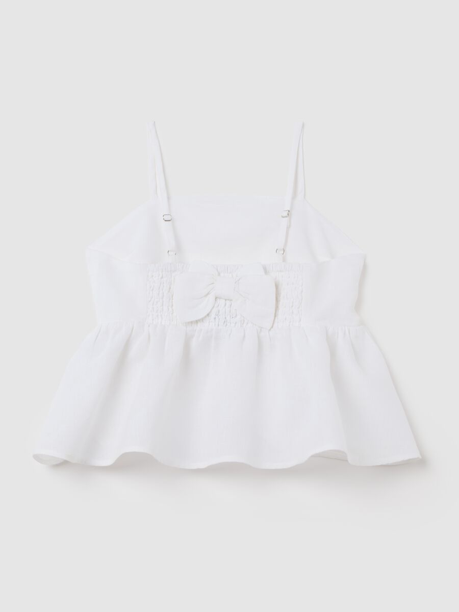 Girls' white cotton and linen top with regular fit, ruffles and bow at the back_4