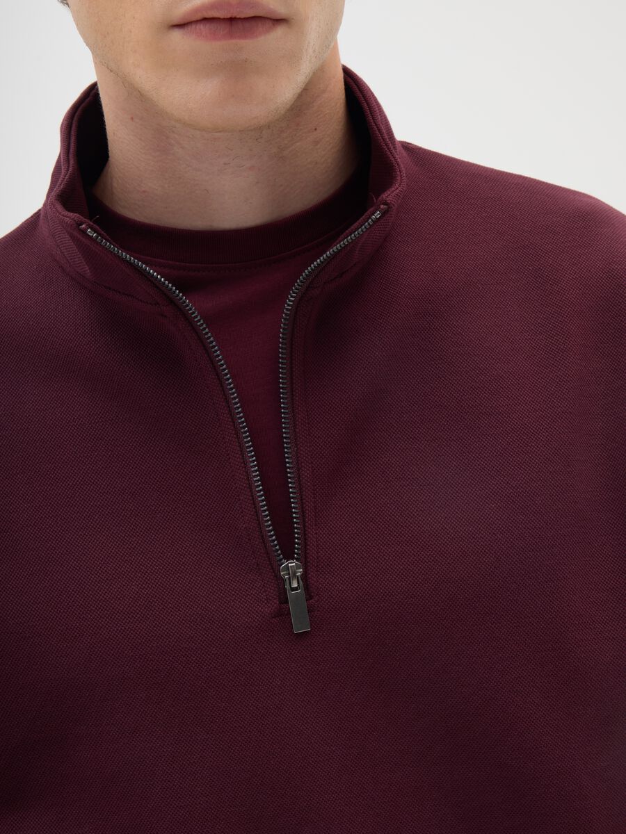 Burgundy half-zip sweatshirt_3