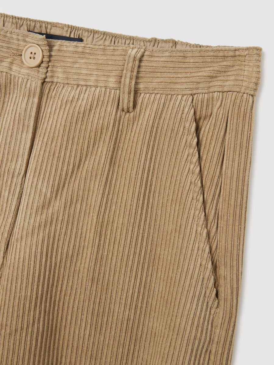 Beige regular fit ribbed trousers in stretchy fabric_1