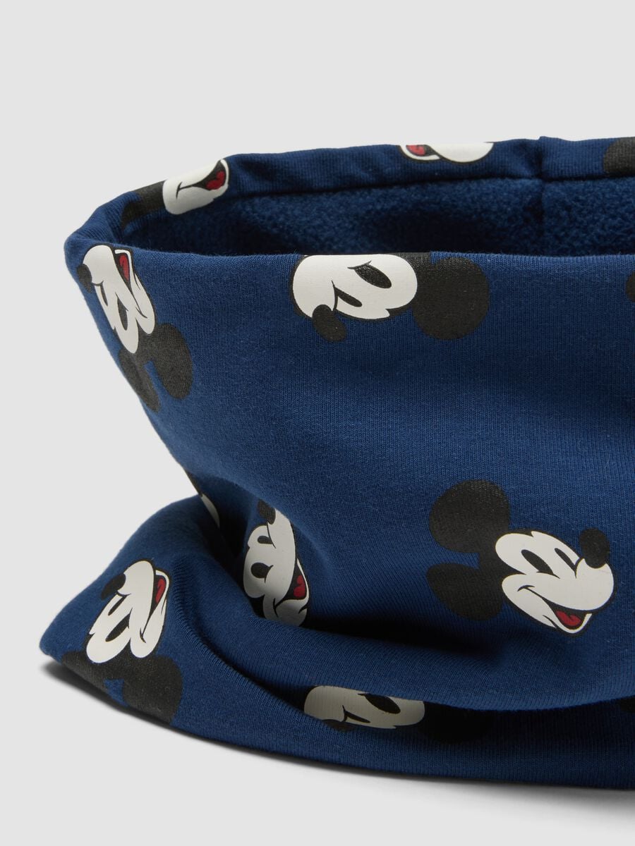 Sciarpa blu in cotone organico elasticizzato con stampa Mickey per bimbo_2