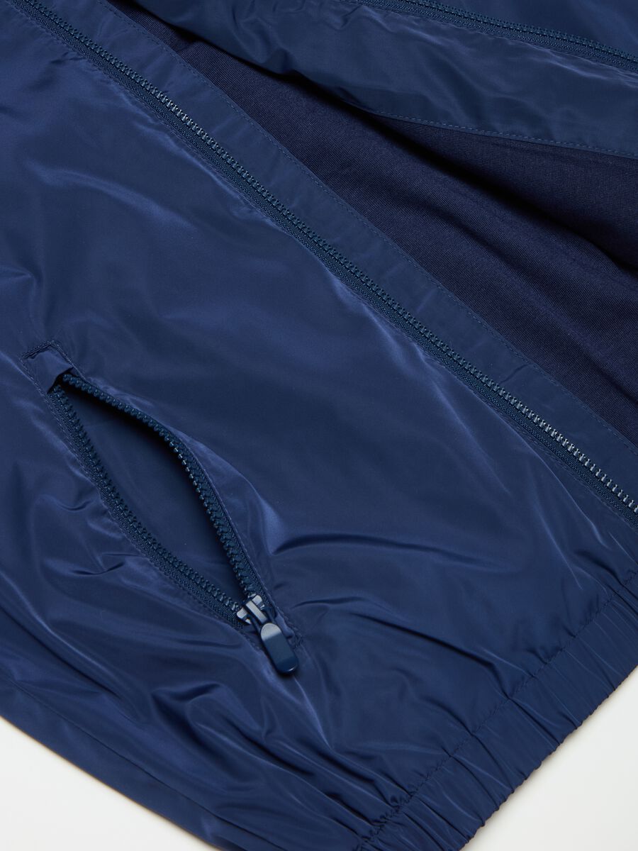 Full-zip waterproof jacket with hood_2