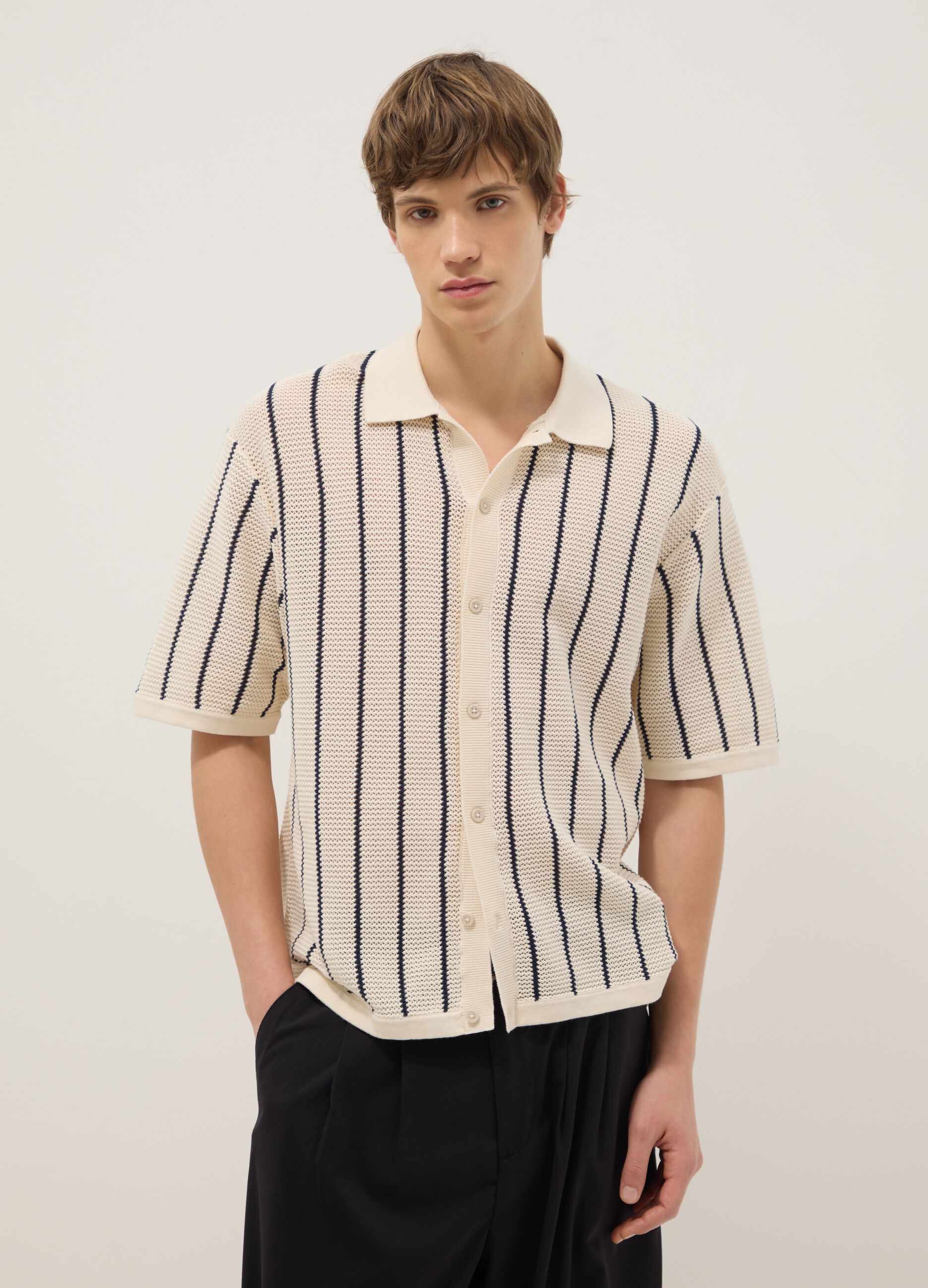 Multicolour striped pure cotton polo with bowling collar, regular fit