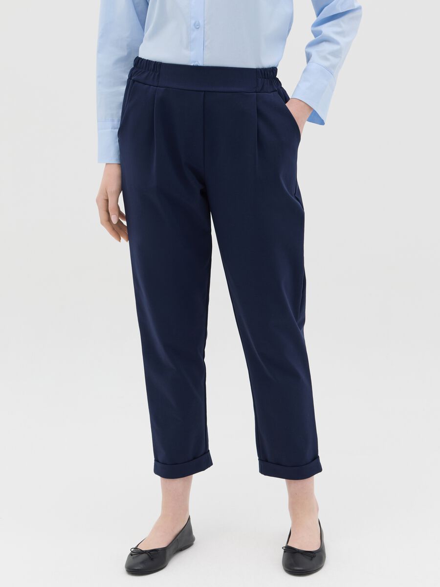 Blue cropped trousers with turn-ups_1